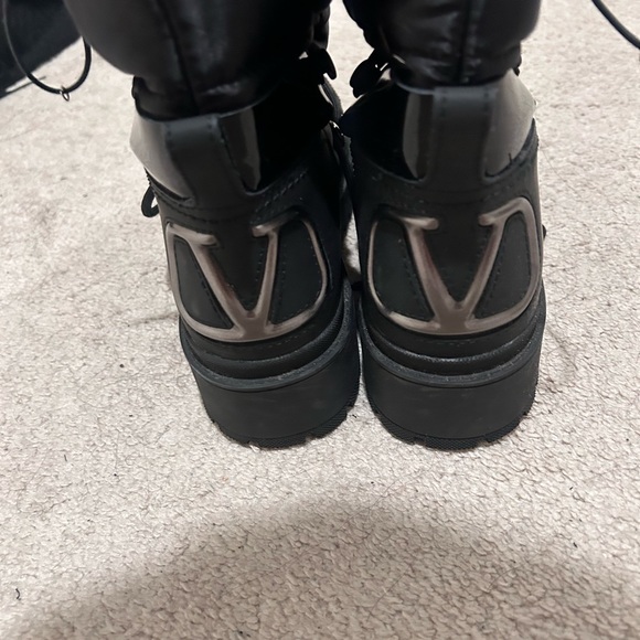 VALENTINO GARAVANI TREKK GIRL BOOTS - Picture 5 of 5